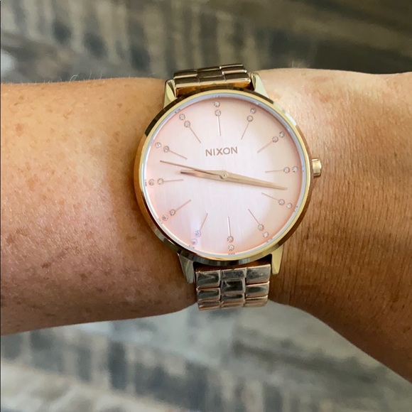 Nixon Jewelry - NIXON Kensington watch